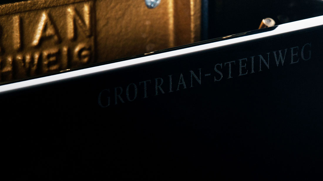 Produktbild Grotrian-Steinweg - Concerto G-124 schwarz poliert - Nr.14